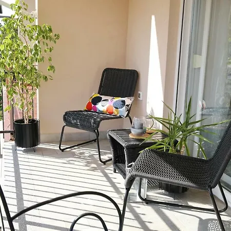 Seabreeze Apartment *